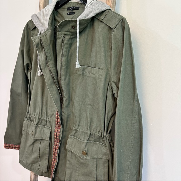 Miss Me Olive Green Hooded Utility Jacket, Size Small - Picture 8 of 16